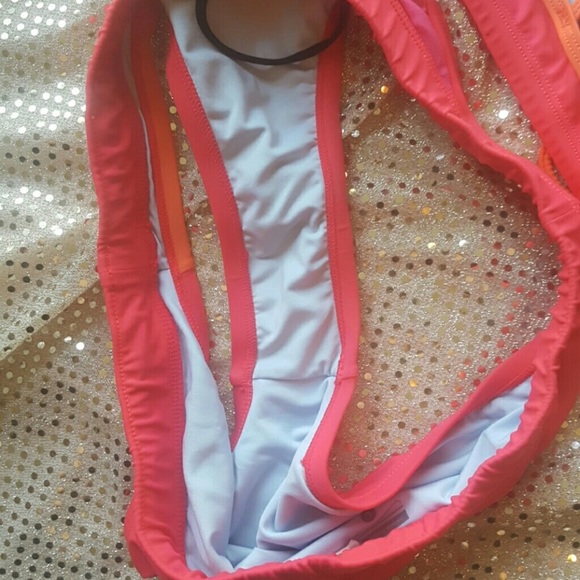 Nike swimsuit - Picture 5 of 8